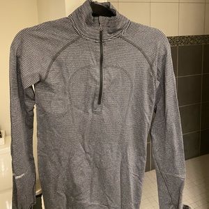 Lululemon 1/2 Zip